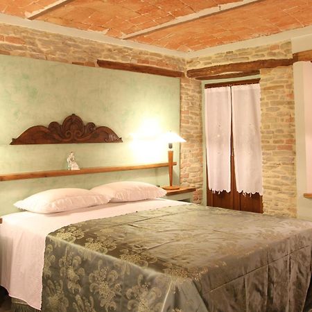 Agriturismo Ercolana Neviglie Chambre photo