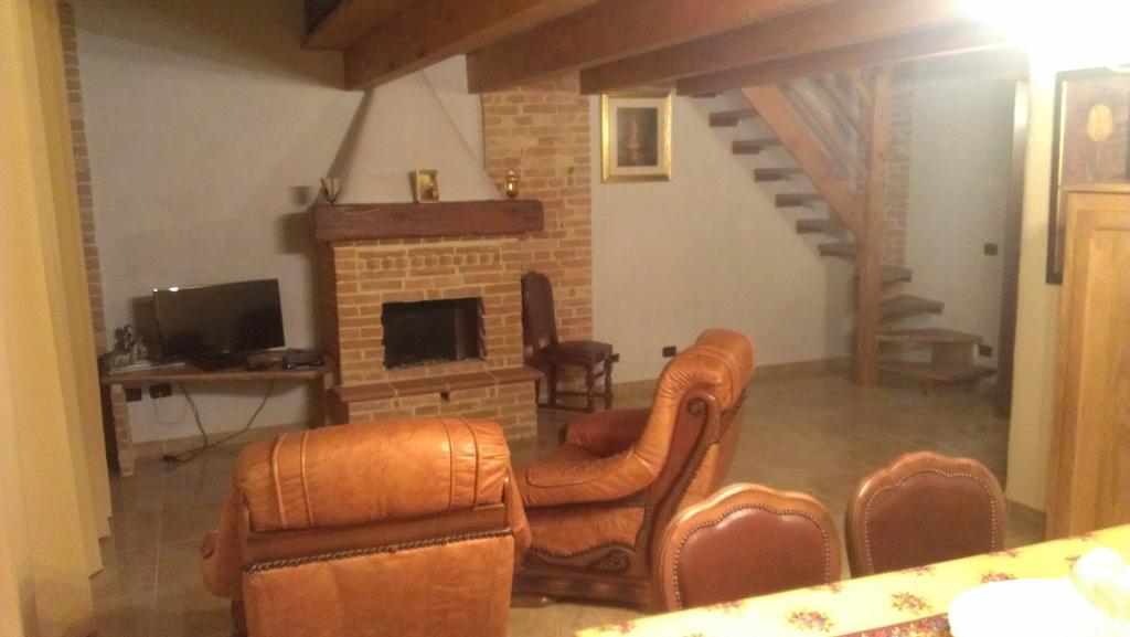 Agriturismo Ercolana Neviglie Extérieur photo