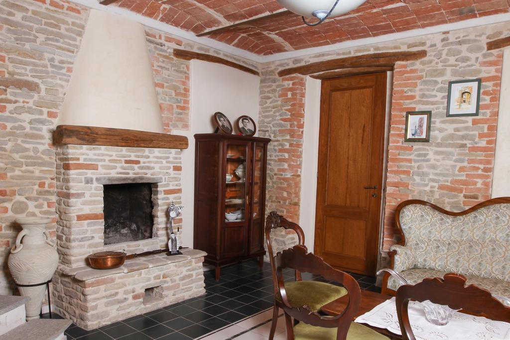 Agriturismo Ercolana Neviglie Extérieur photo