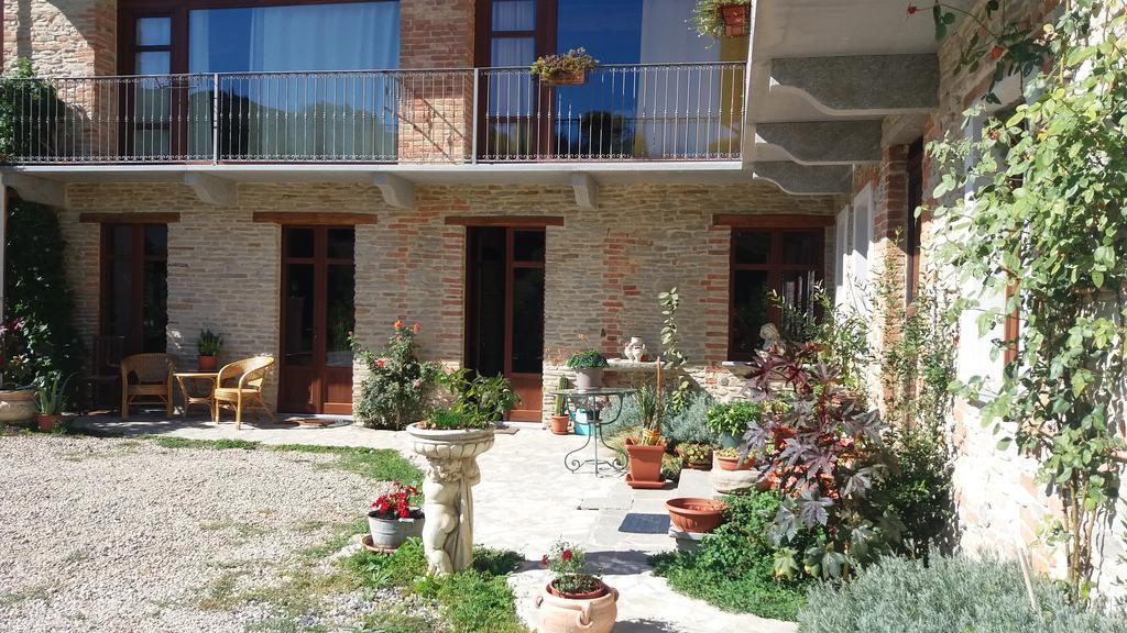 Agriturismo Ercolana Neviglie Extérieur photo